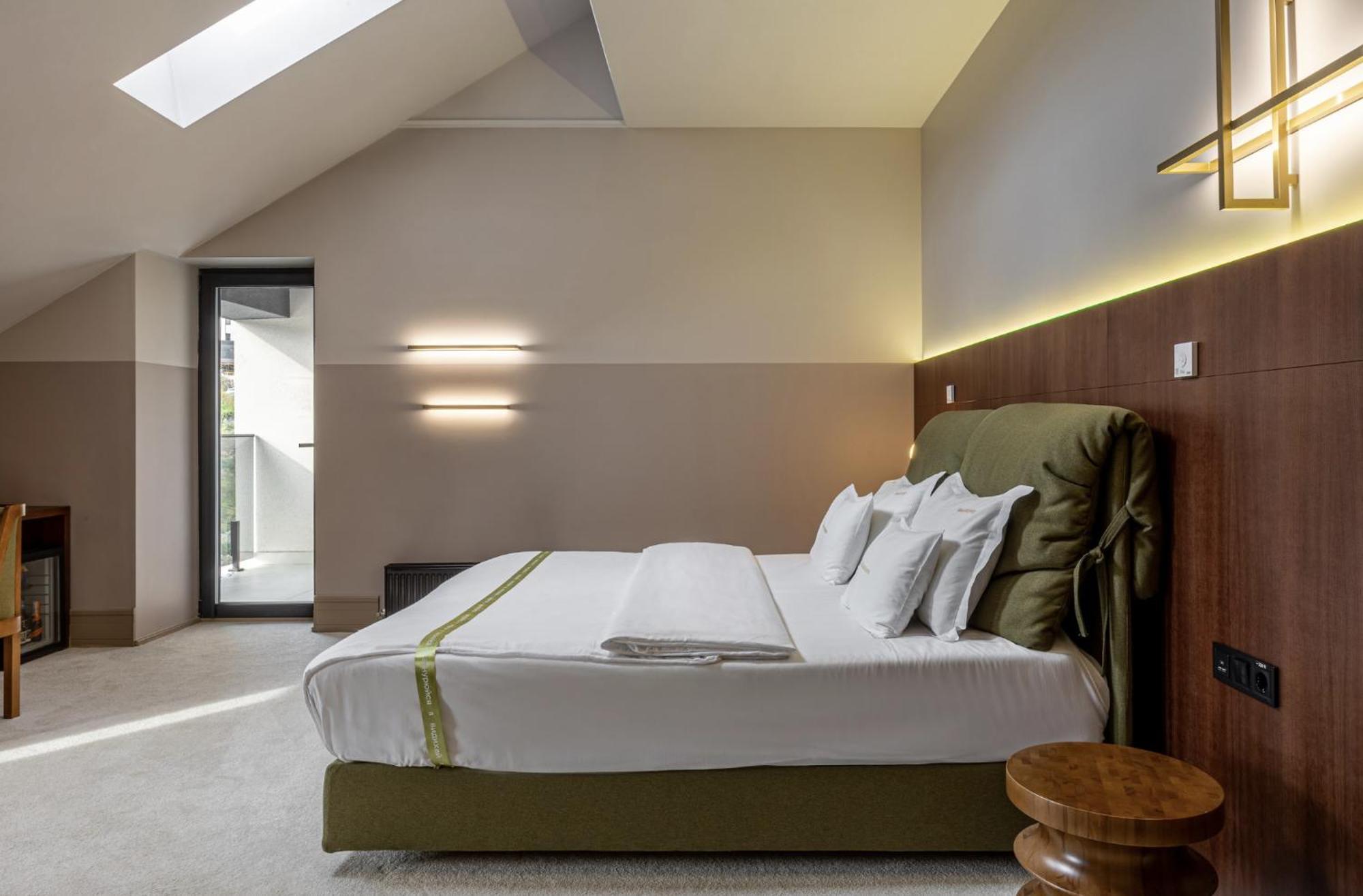 Otel Ribas Karpaty 4*